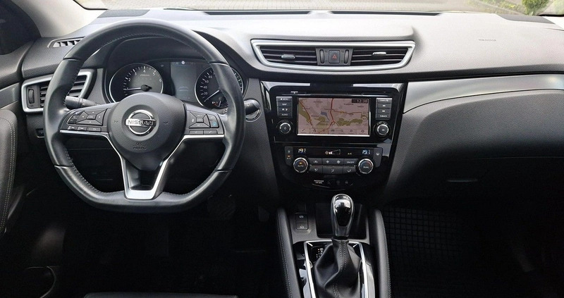 Nissan Qashqai cena 99900 przebieg: 63123, rok produkcji 2019 z Swarzędz małe 352